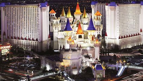 Authentic Review Of Excalibur Las Vegas (5 Things To Know).